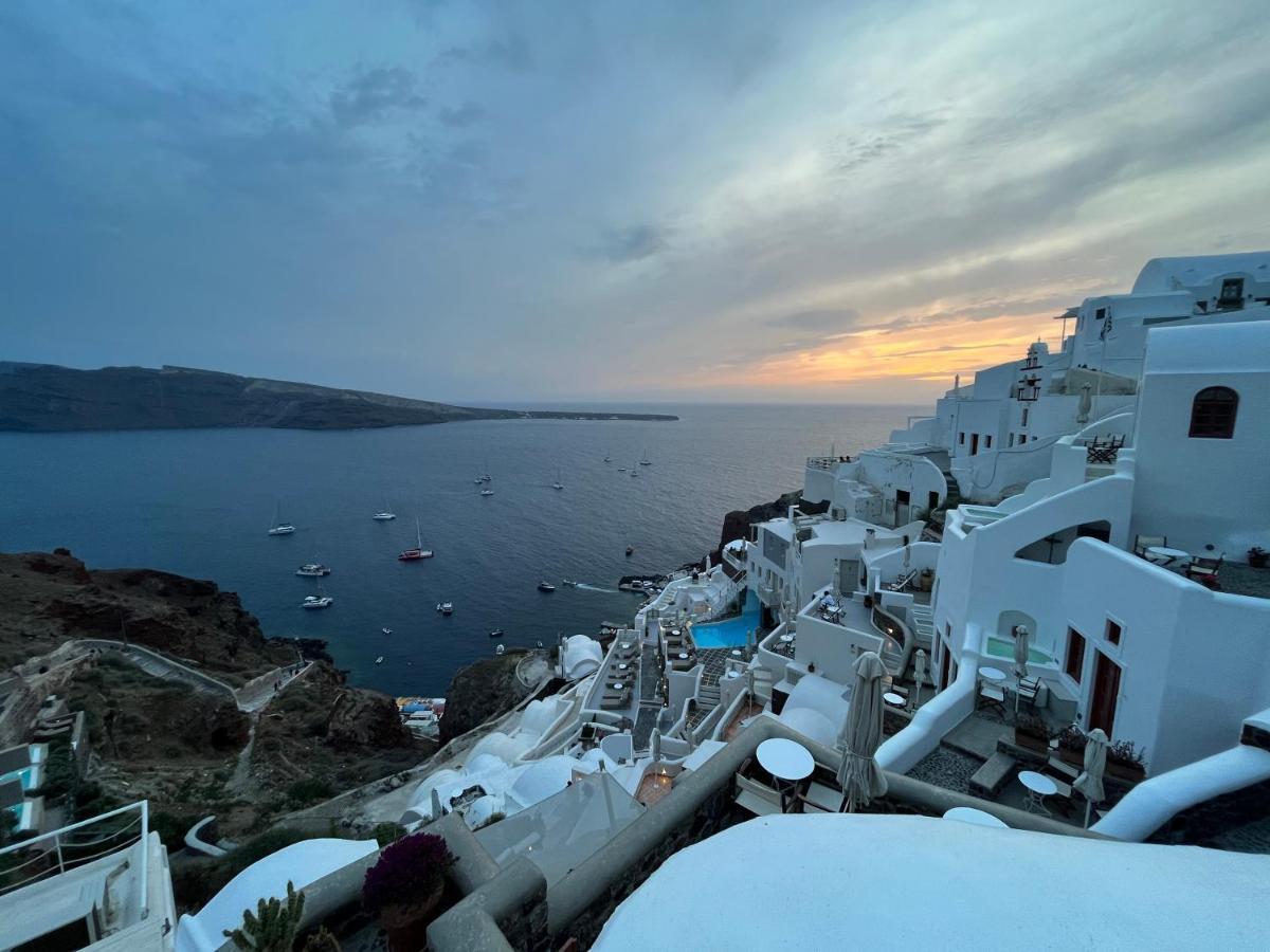White Side Suites Oia  Extérieur photo